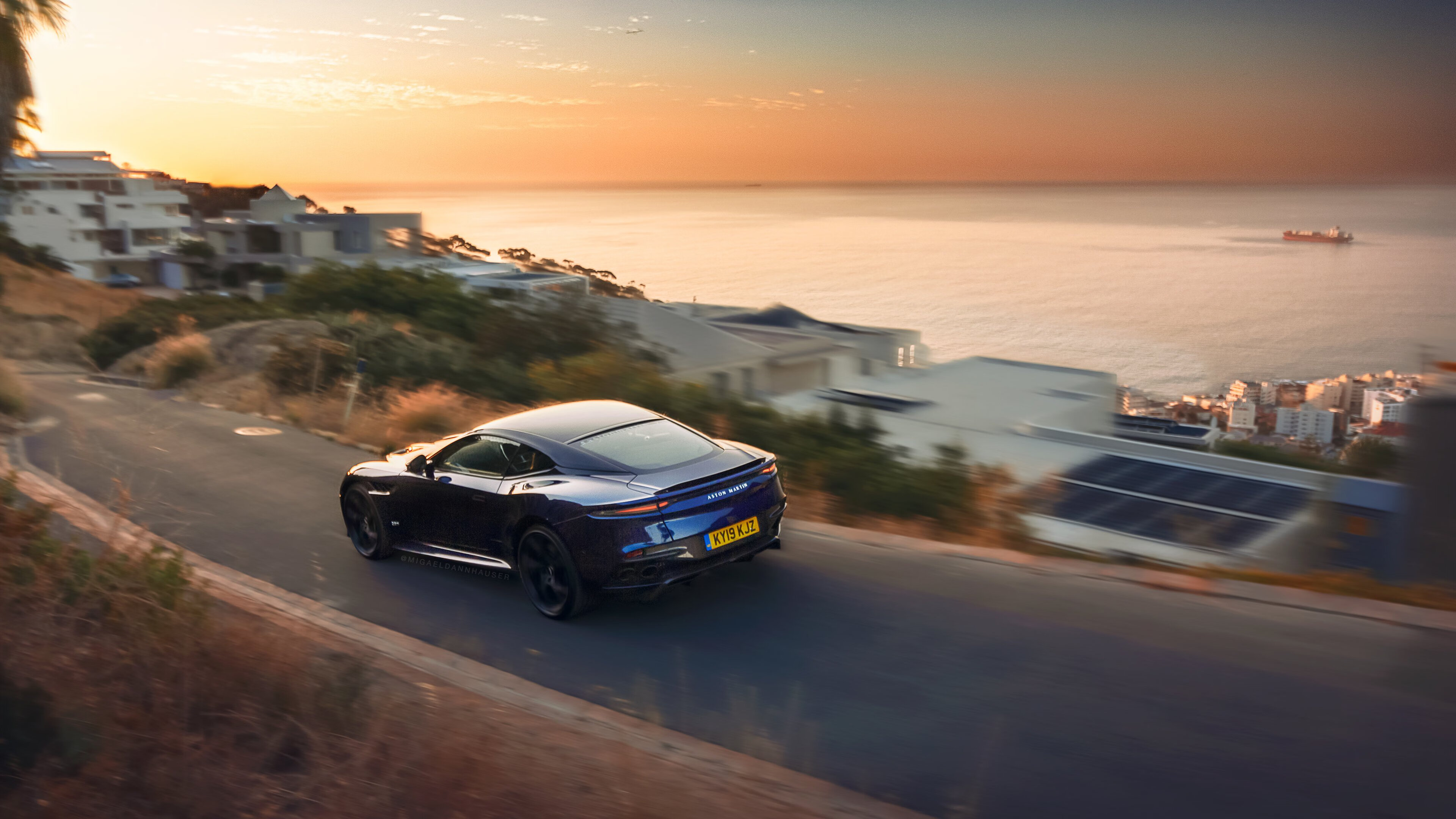 欧冠烽火再燃，利物浦闪电战震慑巴黎，姆巴佩国家德比预告新王朝？