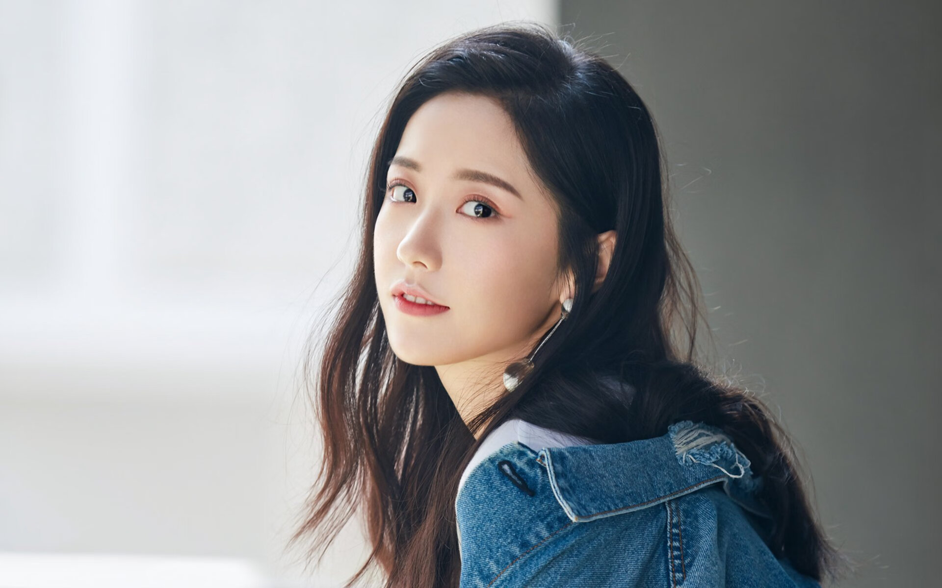 阿什拉夫点燃赛场，克罗地亚险胜巴黎，绿茵场上的激情与悬念