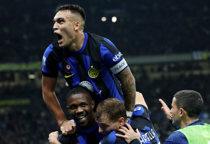 开云体育app-南非防守锁死希腊，卢卡库在意甲焦点战接管比赛