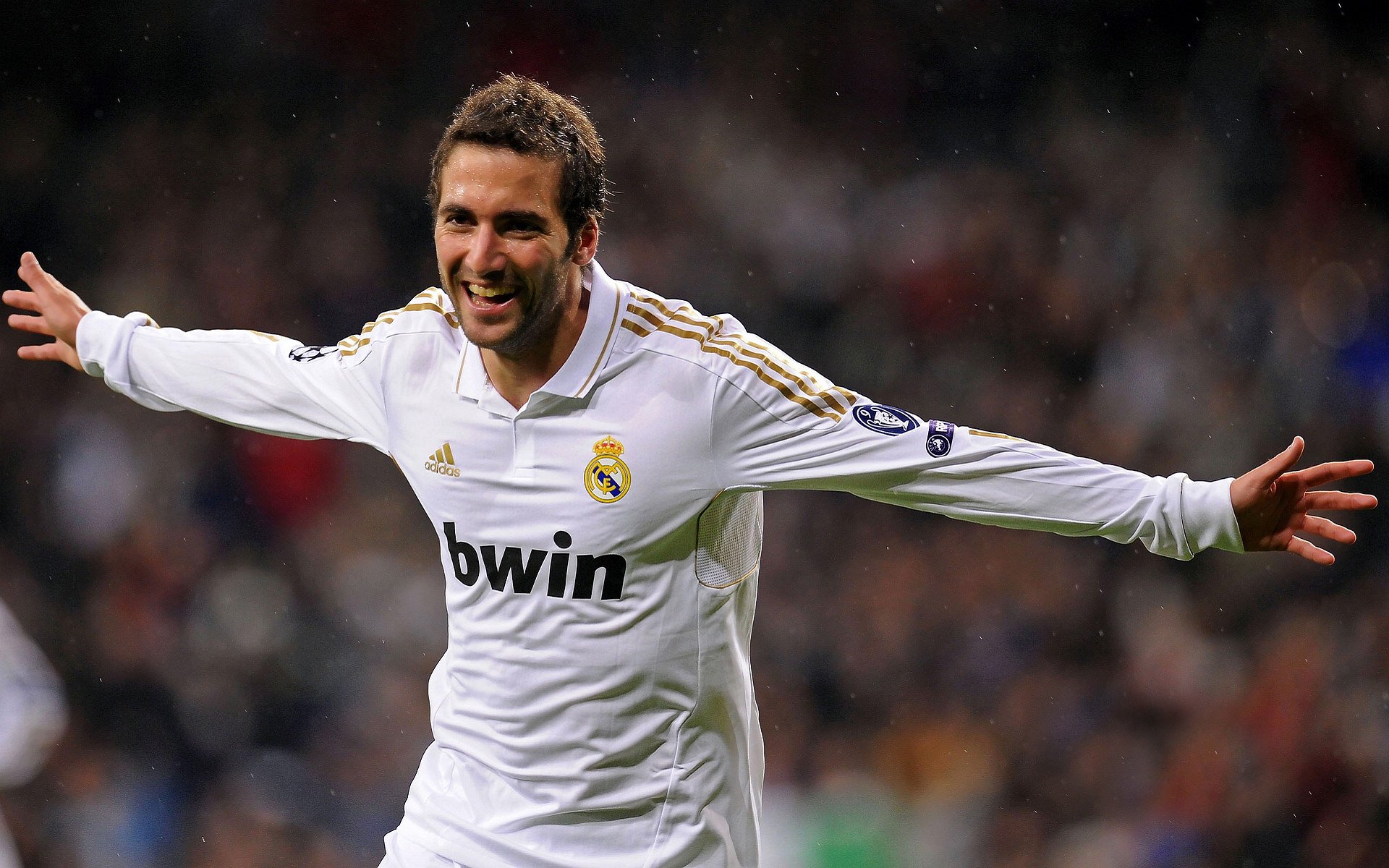 铁血防线瓦解南美利刃,曼联窒息式防守锁定年度焦点之战