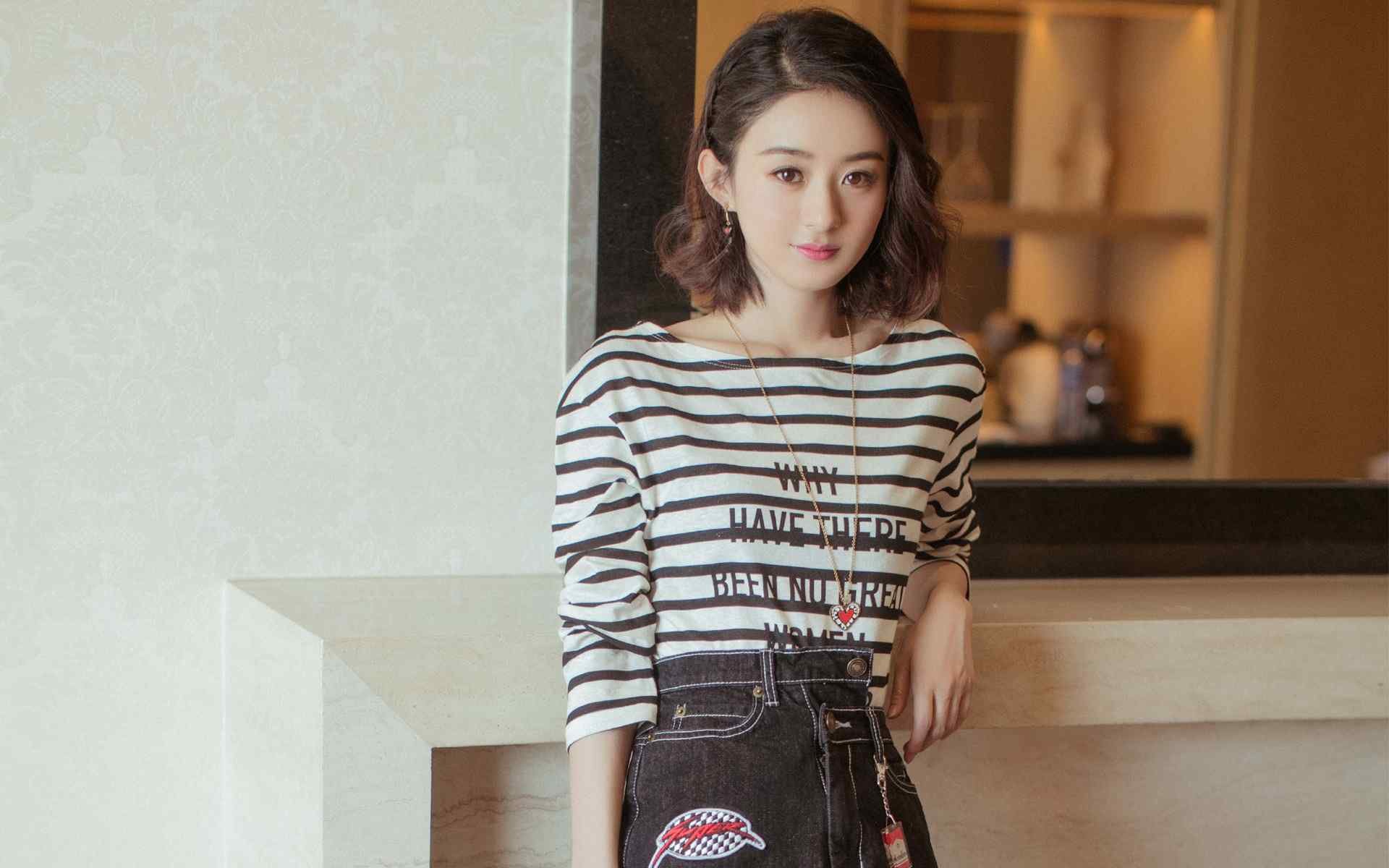 跨界主宰,里昂的绿茵压制与伊布的篮球幻梦